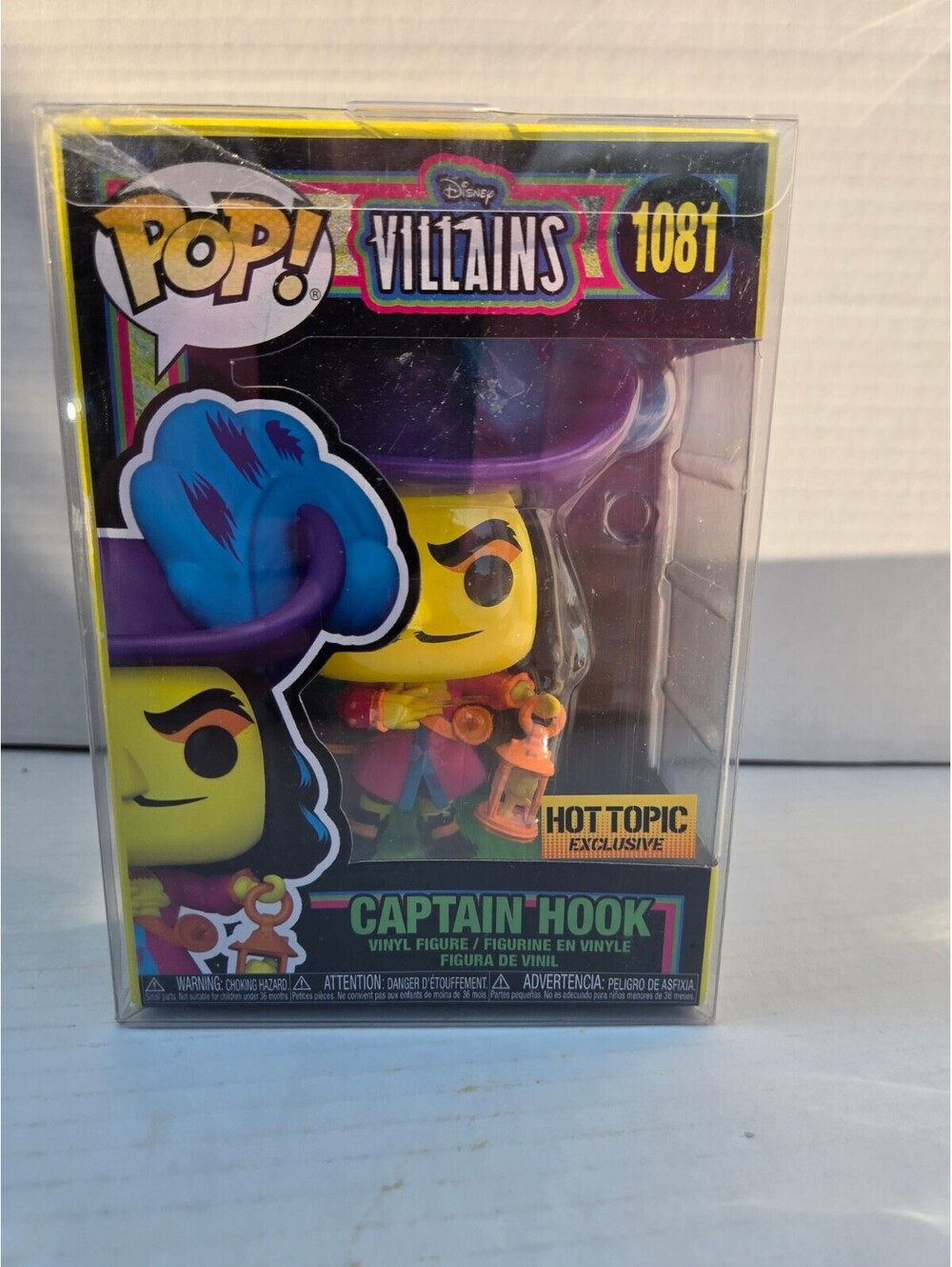 Funko Pop! Disney Villains Captain Hook #1081 Hot Topic Exclusive Black light